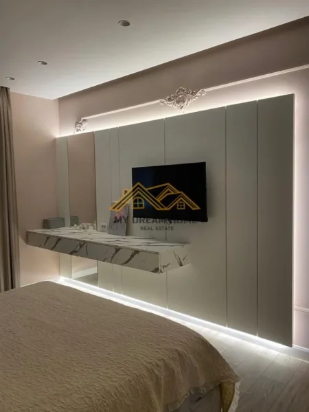 Durres, shitet apartament 3+1 Kati 8, 188 m² 300.000 € (golem)