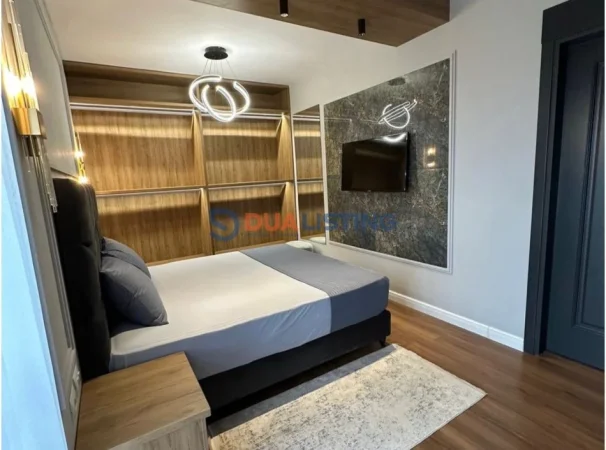 Tirane, jepet me qera apartament 3+1 , 140 m² 2.800 € (Rruga e Kavajes)