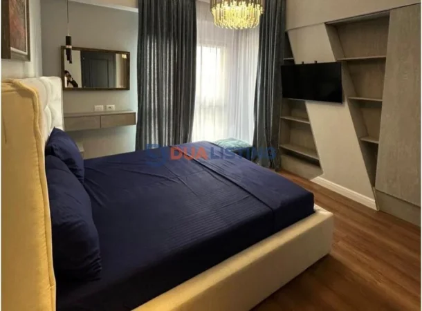Tirane, jepet me qera apartament 3+1 , 140 m² 2.800 € (Rruga e Kavajes)