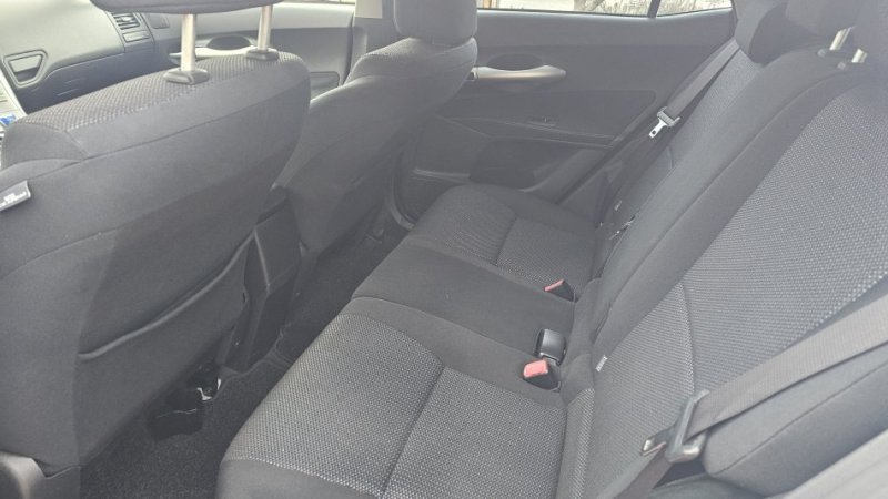 shes Toyota auris 1.8 hybrid 2011 Benzin, e bardhë automatik Klima 241.000 km 6.700 €