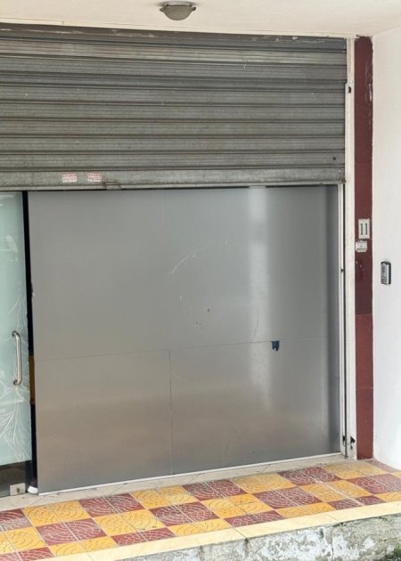 Tirane, jepet me qera dyqan Kati 0, 25 m² 700 € (RRUGA E ELBASANIT)