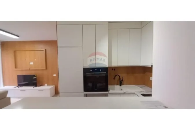 Tirane, jepet me qera apartament 2+1 Kati 0, 83 m² 450 € (Mangalem)