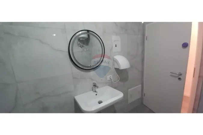 Tirane, jepet me qera apartament 2+1 Kati 0, 83 m² 450 € (Mangalem)