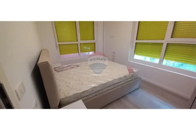 Tirane, jepet me qera apartament 2+1 Kati 0, 83 m² 450 € (Mangalem)