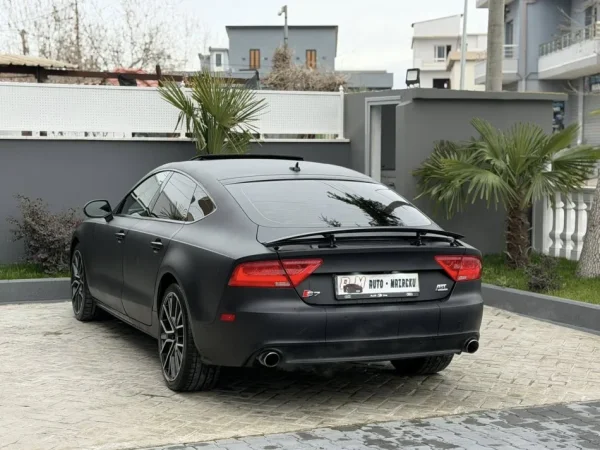 Fier, shes makine AUDI A7-3.0 Benzin + Gaz-2012-QUATRO-FULL OPTIONS Benzin+Gaz, e zeze automatik Klima 295.000 km 9.900 €