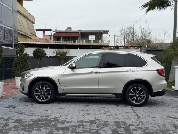 Fier, shes makine BMW X5-3.5d Diesel (PA TAKS LLUKSI)-2015-X-DRIVER-PANORAMA-NDERROHET Nafte, bezhë automatik Klima 186.000 km 14.500 €