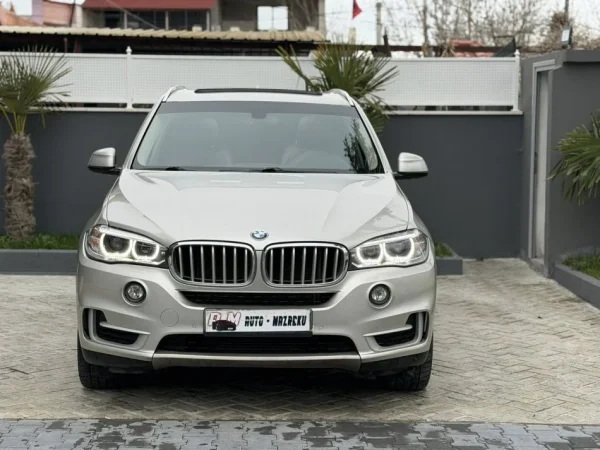 Fier, shes makine BMW X5-3.5d Diesel (PA TAKS LLUKSI)-2015-X-DRIVER-PANORAMA-NDERROHET Nafte, bezhë automatik Klima 186.000 km 14.500 €