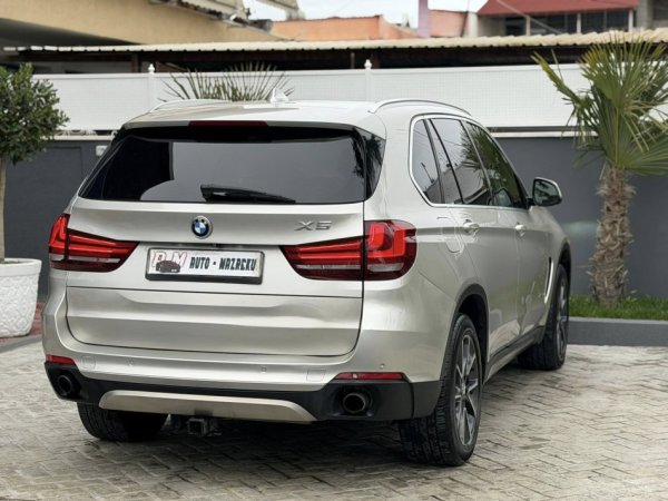 Fier, shes makine BMW X5-3.5d Diesel (PA TAKS LLUKSI)-2015-X-DRIVER-PANORAMA-NDERROHET Nafte, bezhë automatik Klima 186.000 km 14.500 €