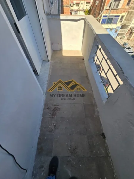 Durres, shitet apartament 3+1 Kati 4, 123 m² 108.000 € (zjarrfikesja)