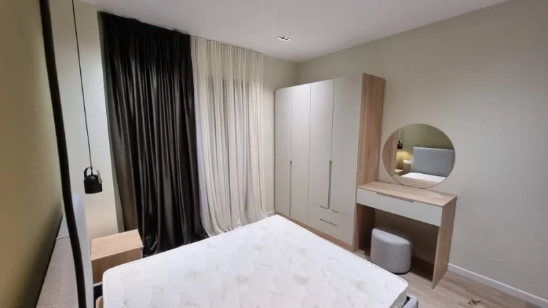 Tirane, jepet me qera apartament 1+1 Kati 3, 50 m² 650 € (Rruga Besim Imami)