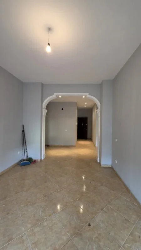 Lushnje, shitet apartament 1+1+Ballkon Kati 1, 85 m² 76.000 € 