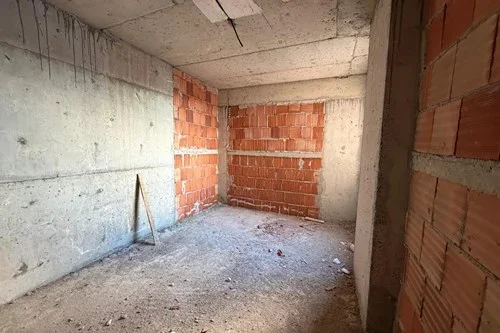 Tirane, shitet apartament 3+1+Ballkon Kati 5, 107 m² 98.300 € (Rrethi Ullirit Kamez)