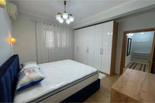 Tirane, jepet me qera apartament 2+1+Ballkon Kati 2, 103 m² 850 € (Rruga Durresit)