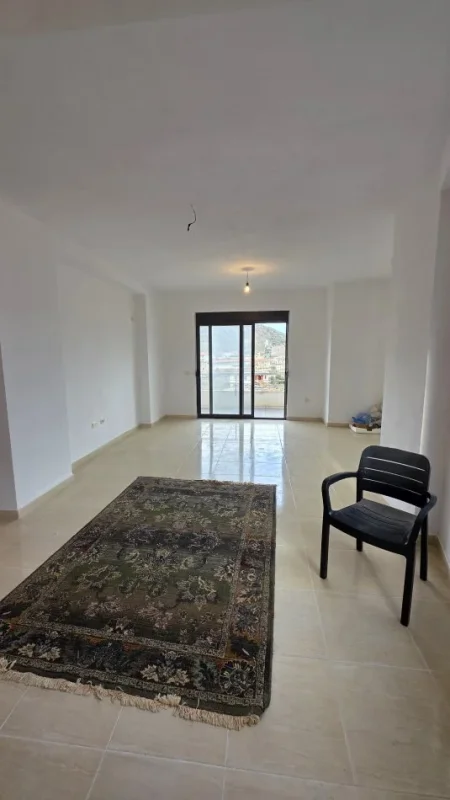 Lushnje, shitet apartament 2+1+Ballkon Kati 4, 104 m² 92.000 € 