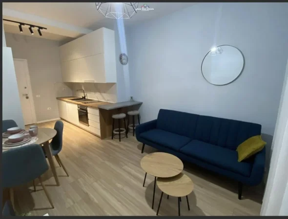 Tirane, jepet me qera 1+1+Ballkon Kati 2, 65 m² 620 € 