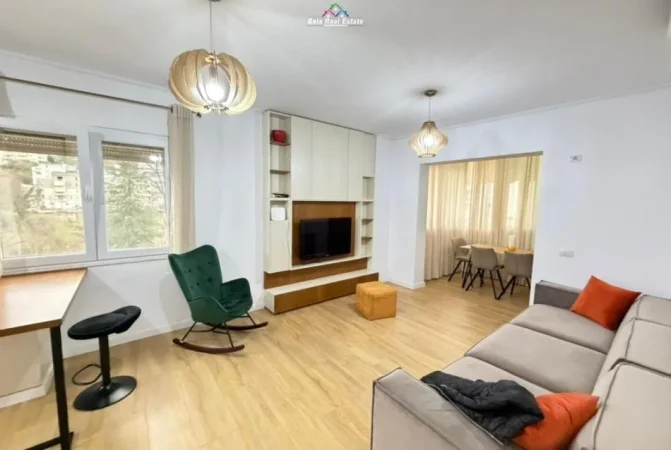 Tirane, jepet me qera apartament 2+1 Kati 2, 100 m² 730 € (Rruga Alla)