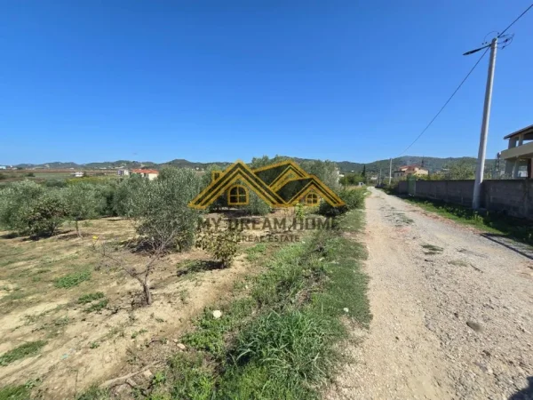 Durres, shitet , 6.350 m² 150.000 € (manez)