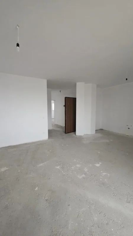 Lushnje, shitet apartament 2+1+Ballkon Kati 7, 104 m² 70.000 € 