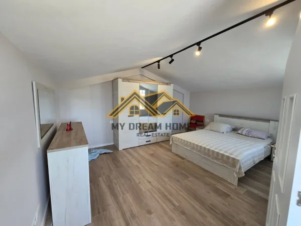 Durres, shitet 2+1 , 360 m² 530.000 € (plazh)