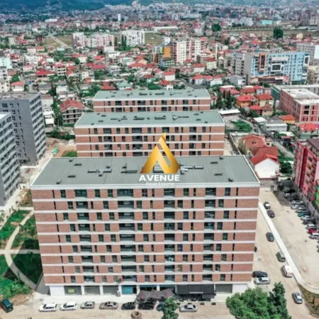 Tirane, shitet apartament 2+1 Kati 2, 95 m² 190.000 € (Kisha Ungjillore Rruga Don Bosko)