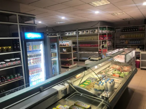 Mat, shitet ambjent biznesi Kati 1, 300 m² (Rruga Rexhep Pashe Mati)