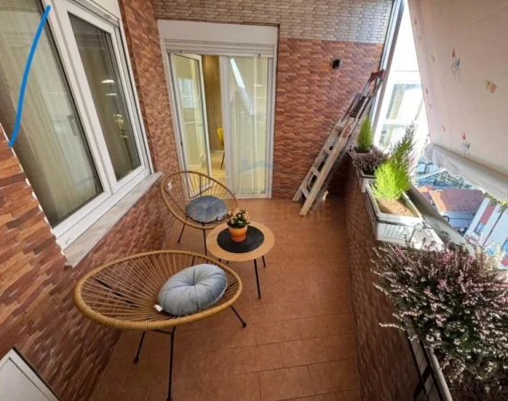 Tirane, shitet apartament 2+1+2+Ballkon Kati 8, 116 m² 299.000 € (Zogu i Zi)