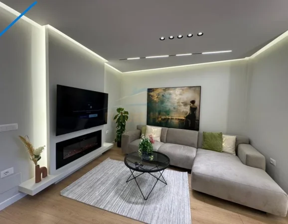 Tirane, shitet apartament 2+1+2+Ballkon Kati 8, 116 m² 299.000 € (Zogu i Zi)