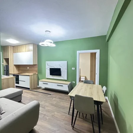 Tirane, jepet me qera apartament 2+1 Kati 3, 70 m² 500 € (Yzberish)