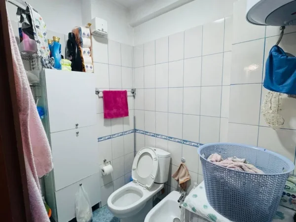 Tirane, shes apartament 1+1+Aneks+Ballkon Kati 4, 77 m² 100.000 € 