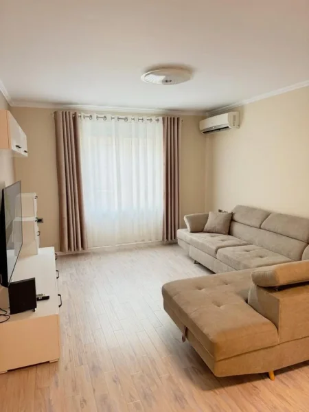 Shqiperi, jap me qera apartament 2+1+Aneks+Ballkon Kati 3, 84 m² 900 € 