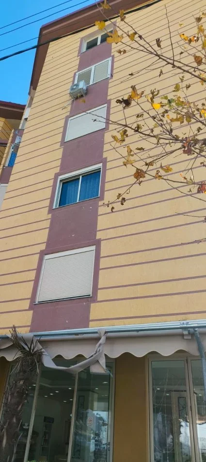 Tirane, jap me qera apartament 3+1+Aneks+Ballkon Kati 1, 140 m² 520 € 