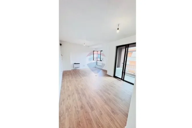Tirane, shitet apartament 2+1+Ballkon me Post Parking, 94 m² 270.000 € (Myslym Shyri)