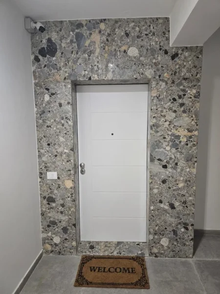 Tirane, shitet apartament 4+1+Aneks+Ballkon Kati 8, 425.000 € 