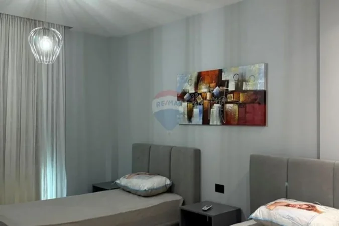 Jepet me qera apartament 2+1 , 96 m² 1.500 €