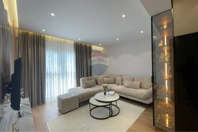 Tirane, jepet me qera apartament 1+1 , 55 m² 500 € (Rruga e Kokonozeve)