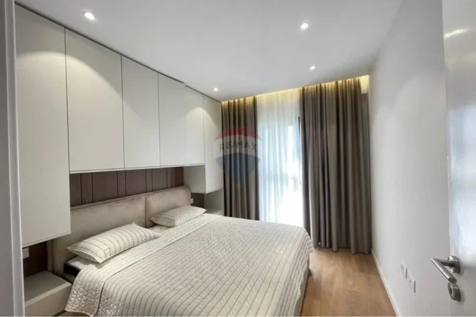 Tirane, jepet me qera apartament 1+1 , 55 m² 500 € (Rruga e Kokonozeve)