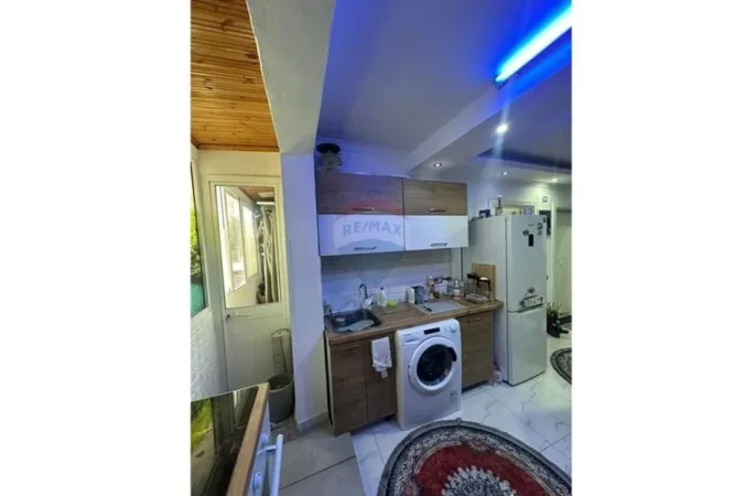 Tirane, shitet apartament 2+1 , 75 m² 15.200.000 € 