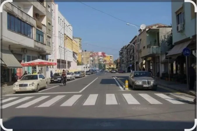 Tirane, shitet zyre , 320 m² 2.100.000 € (Rruga e Barrikadave)