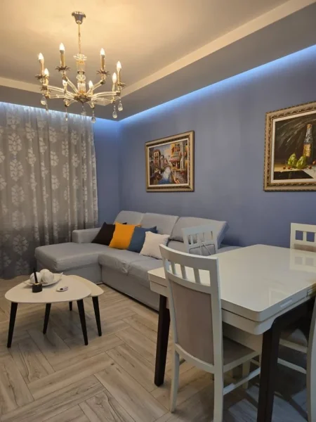 Tirane, jepet me qera apartament 1+1+Ballkon Kati 2, 70 m² 600 € (Rruga Ferit Xhajko, Medrese, Tiranë)