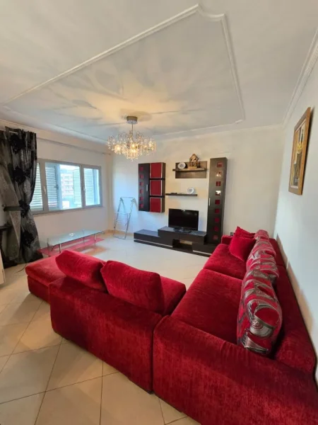 Tirane, jepet me qera apartament 2+1 Kati 9, 116 m² 600 € (Zogu i Zi)