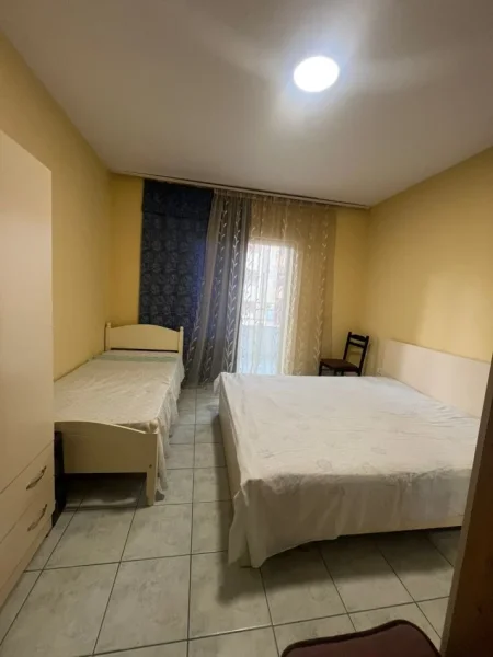 Tirane, jepet me qera apartament 1+1+Ballkon Kati 8, 62 m² 550 € 