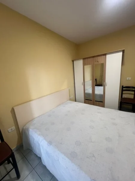 Tirane, jepet me qera apartament 1+1+Ballkon Kati 8, 62 m² 550 € 