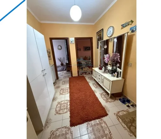 Tirane, shitet apartament 3+1+2+Ballkon Kati 3, 135 m² 170.000 € (Bulevardi Zhan Dark)