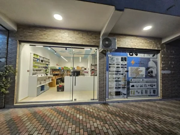 Fier, Shitet biznes me matriale elektrike dhe camera 20.000 €