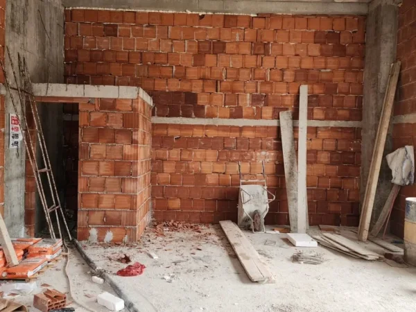 Tirane, shitet dyqan Kati 0, 48 m² 