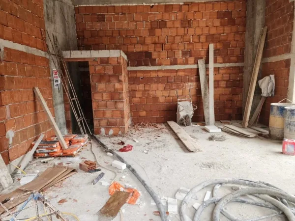 Tirane, shitet dyqan Kati 0, 48 m² 