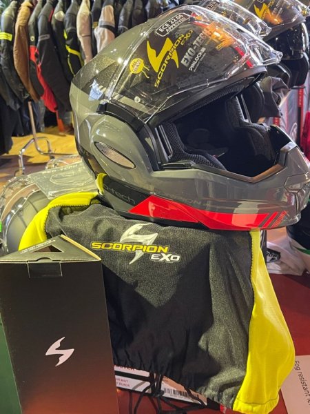 Durres, shes Kokore SCORPION EXO-Tech EVO GENRE 330 €