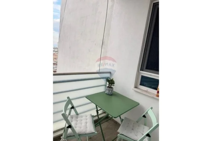 Tirane, jepet me qera apartament 2+1 Kati 5, 110 m² 800 € (Rruga Babë Rexha)