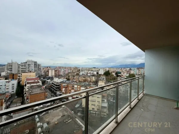 Tirane, jepet me qera zyre Kati 7, 78 m² 650 € (mine peza)