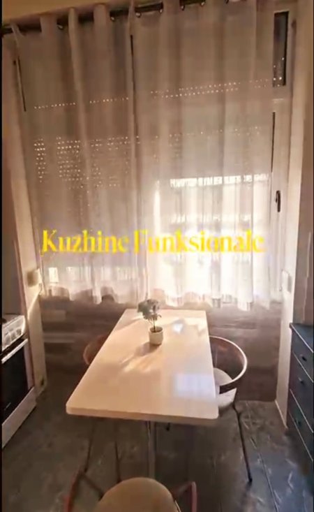 Tirane, jepet me qera apartament 3+1 Kati 3, 83 m² 510 € (Rruga e Dibrës)